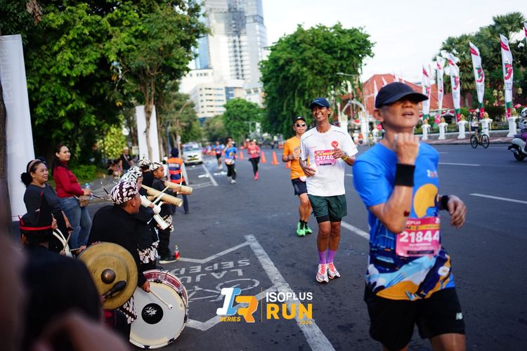 Race photo from Isoplus Run 2024 Surabaya