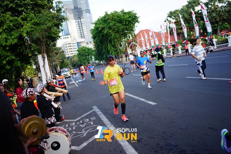 Race photo from Isoplus Run 2024 Surabaya