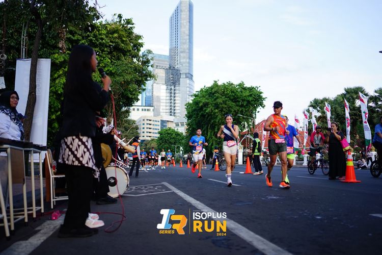 Race photo from Isoplus Run 2024 Surabaya