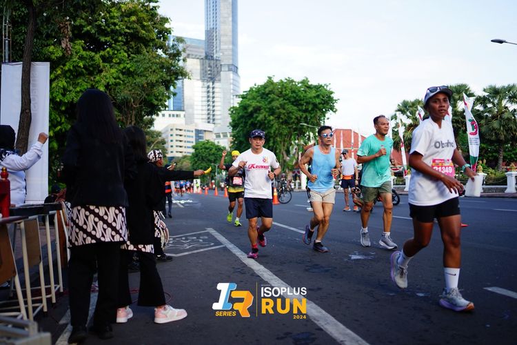 Race photo from Isoplus Run 2024 Surabaya