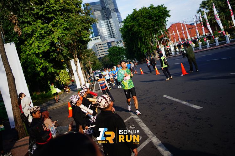 Race photo from Isoplus Run 2024 Surabaya