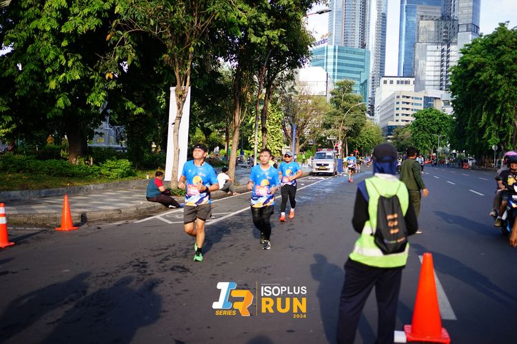 Race photo from Isoplus Run 2024 Surabaya