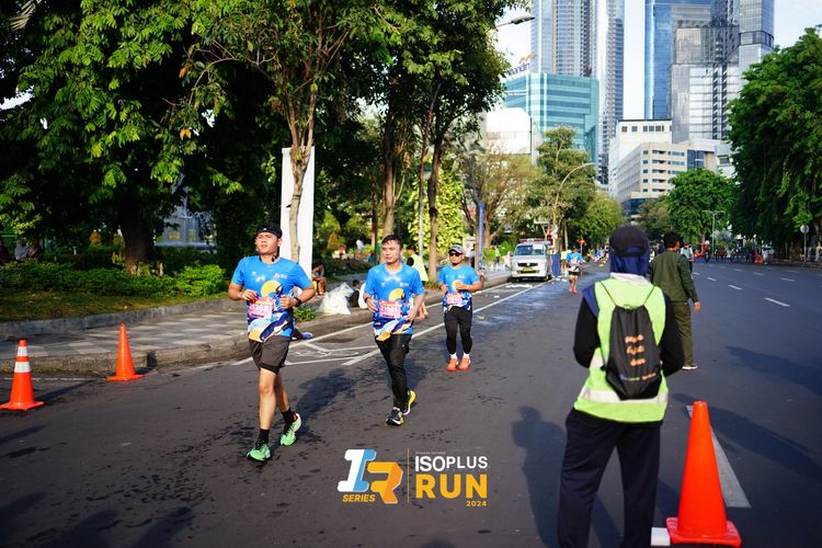 Race photo from Isoplus Run 2024 Surabaya