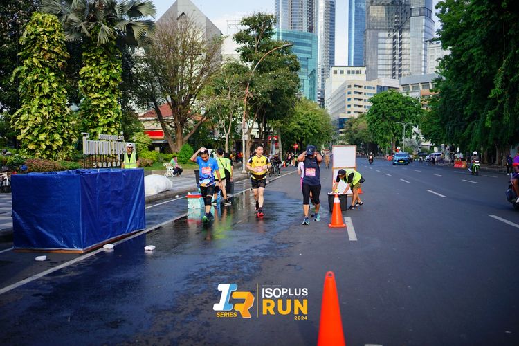 Race photo from Isoplus Run 2024 Surabaya
