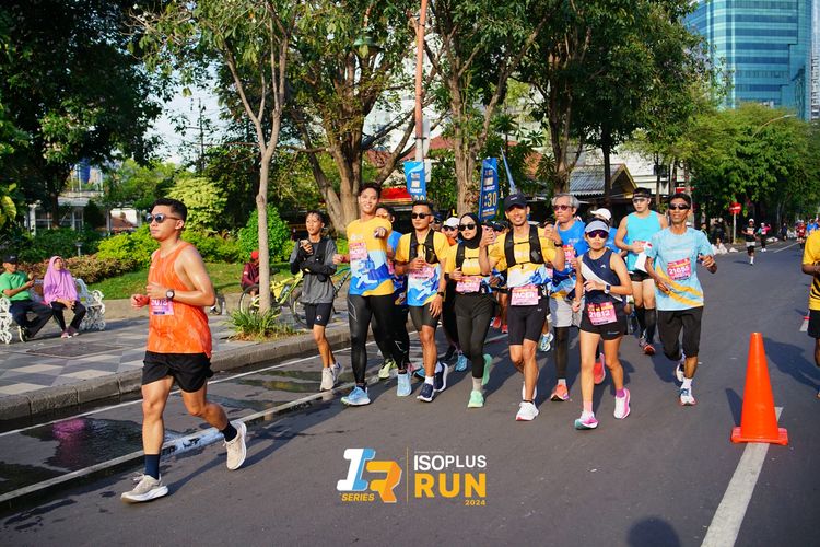 Race photo from Isoplus Run 2024 Surabaya