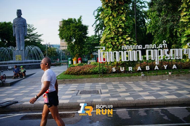 Race photo from Isoplus Run 2024 Surabaya