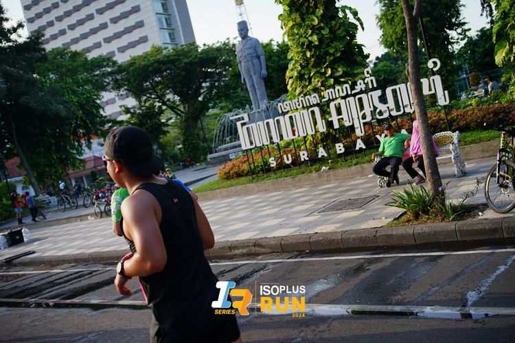 Race photo from Isoplus Run 2024 Surabaya
