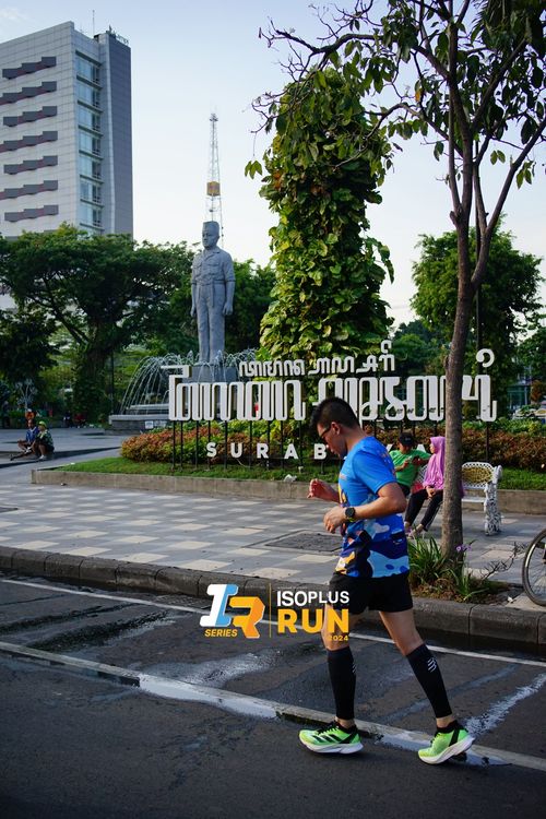Race photo from Isoplus Run 2024 Surabaya