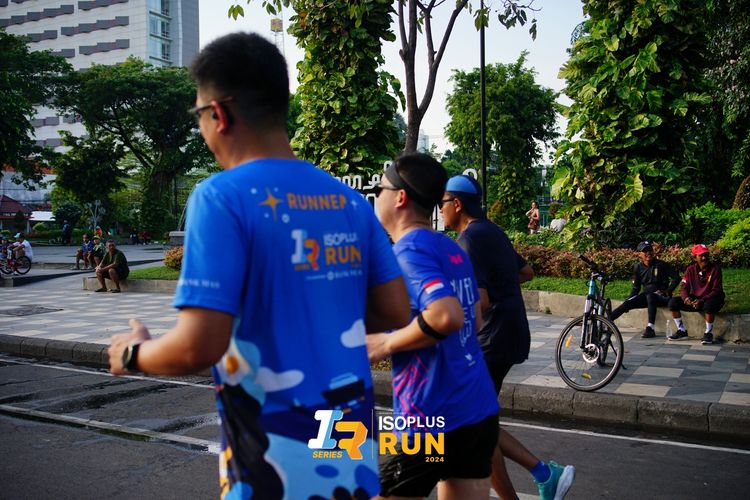 Race photo from Isoplus Run 2024 Surabaya