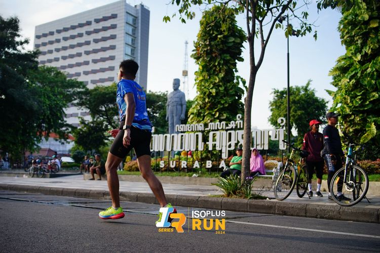 Race photo from Isoplus Run 2024 Surabaya