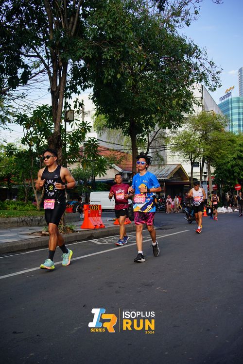 Race photo from Isoplus Run 2024 Surabaya