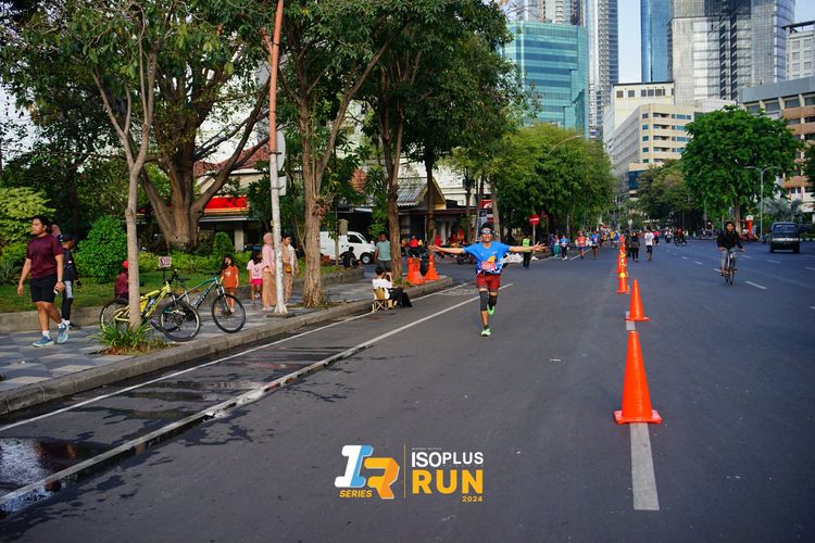 Race photo from Isoplus Run 2024 Surabaya