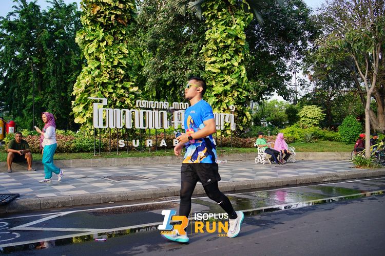 Race photo from Isoplus Run 2024 Surabaya