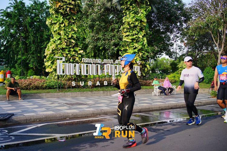 Race photo from Isoplus Run 2024 Surabaya
