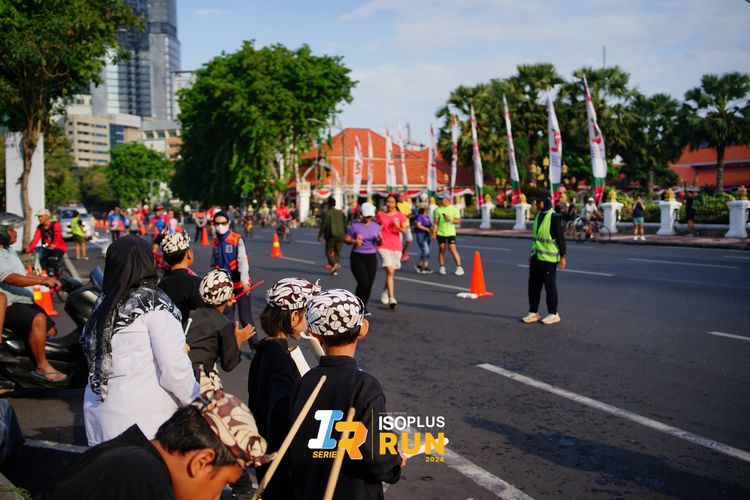 Race photo from Isoplus Run 2024 Surabaya