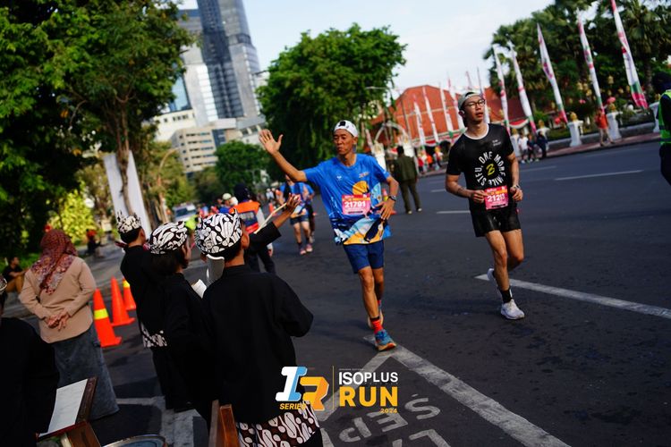 Race photo from Isoplus Run 2024 Surabaya