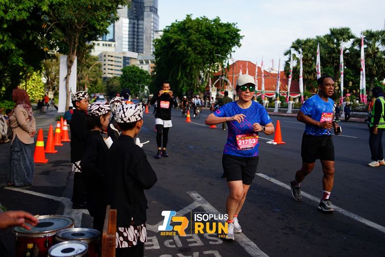 Race photo from Isoplus Run 2024 Surabaya