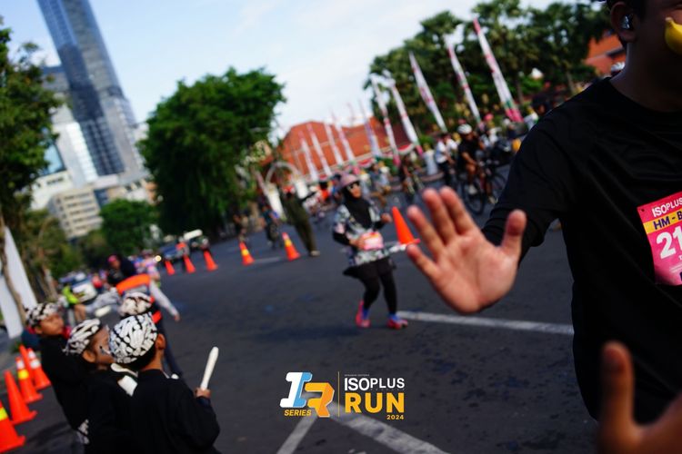 Race photo from Isoplus Run 2024 Surabaya