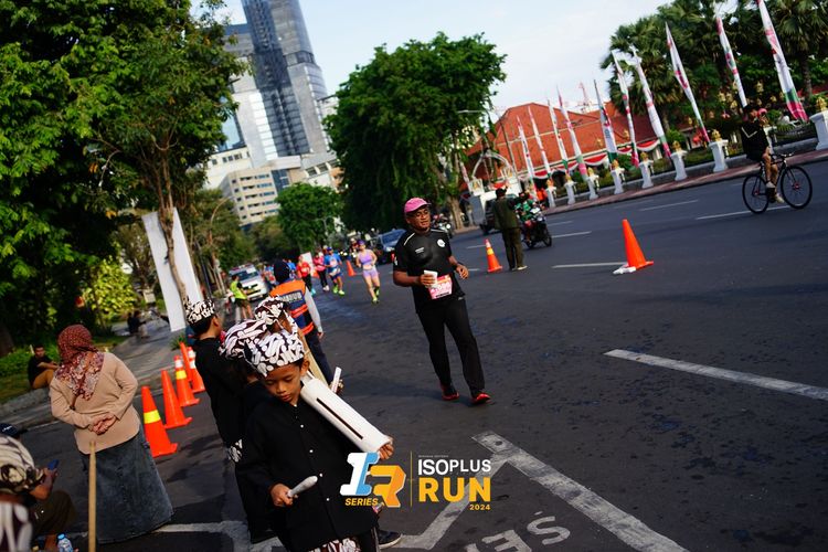 Race photo from Isoplus Run 2024 Surabaya