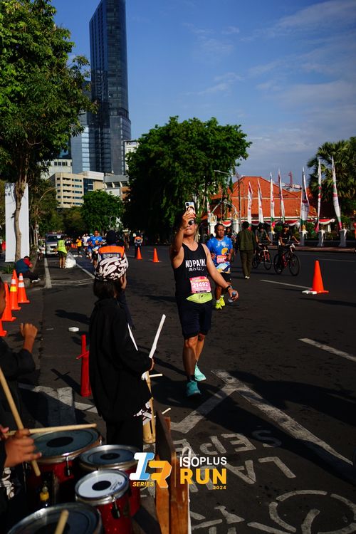 Race photo from Isoplus Run 2024 Surabaya