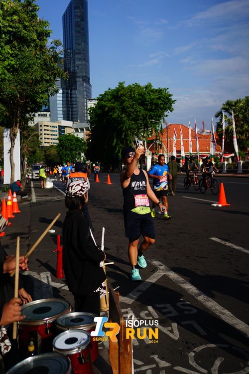 Race photo from Isoplus Run 2024 Surabaya
