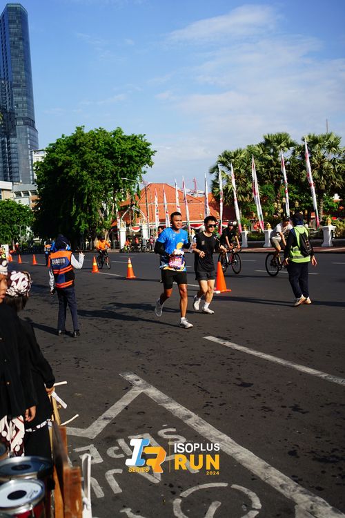 Race photo from Isoplus Run 2024 Surabaya
