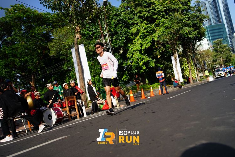 Race photo from Isoplus Run 2024 Surabaya