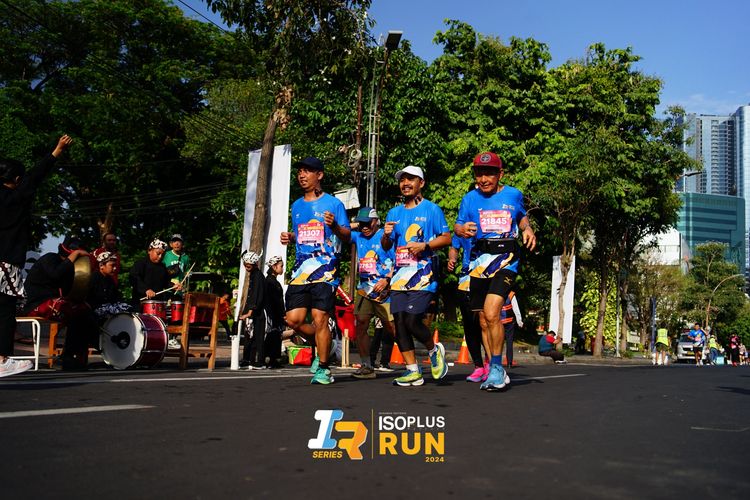 Race photo from Isoplus Run 2024 Surabaya