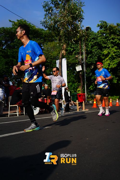 Race photo from Isoplus Run 2024 Surabaya