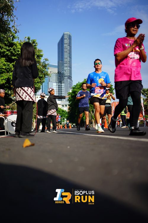 Race photo from Isoplus Run 2024 Surabaya