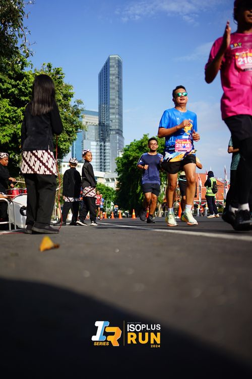 Race photo from Isoplus Run 2024 Surabaya