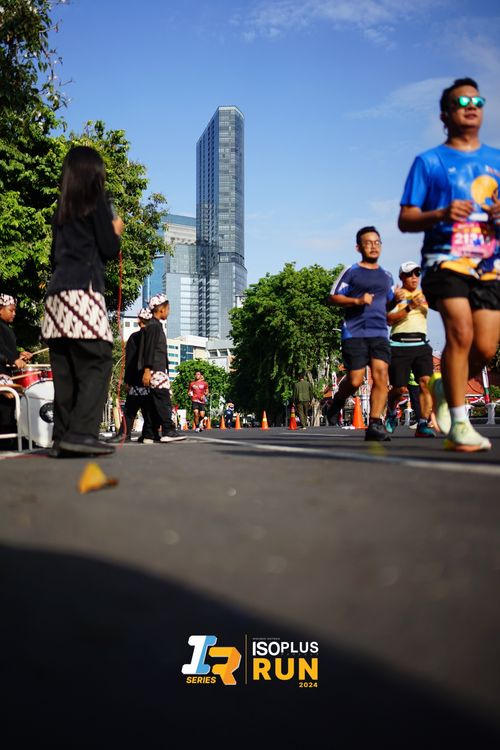 Race photo from Isoplus Run 2024 Surabaya