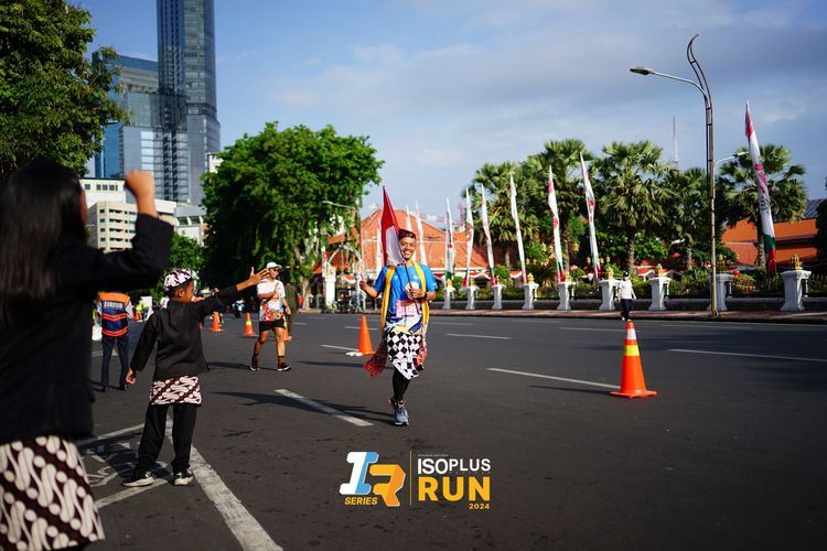 Race photo from Isoplus Run 2024 Surabaya