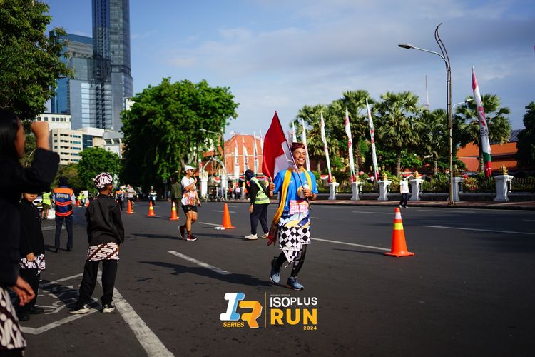 Race photo from Isoplus Run 2024 Surabaya