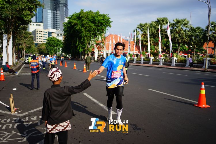 Race photo from Isoplus Run 2024 Surabaya