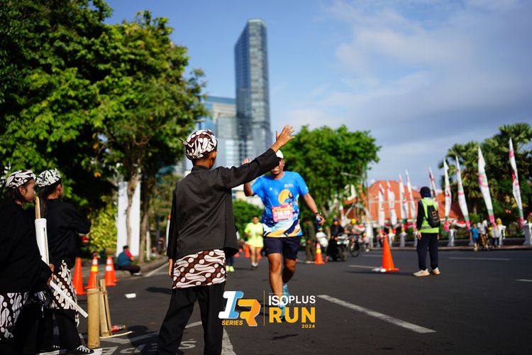 Race photo from Isoplus Run 2024 Surabaya