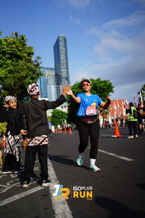 Race photo from Isoplus Run 2024 Surabaya