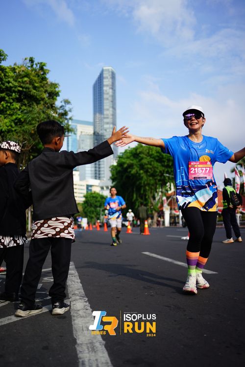 Race photo from Isoplus Run 2024 Surabaya