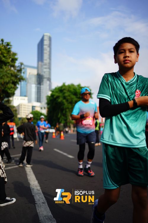 Race photo from Isoplus Run 2024 Surabaya
