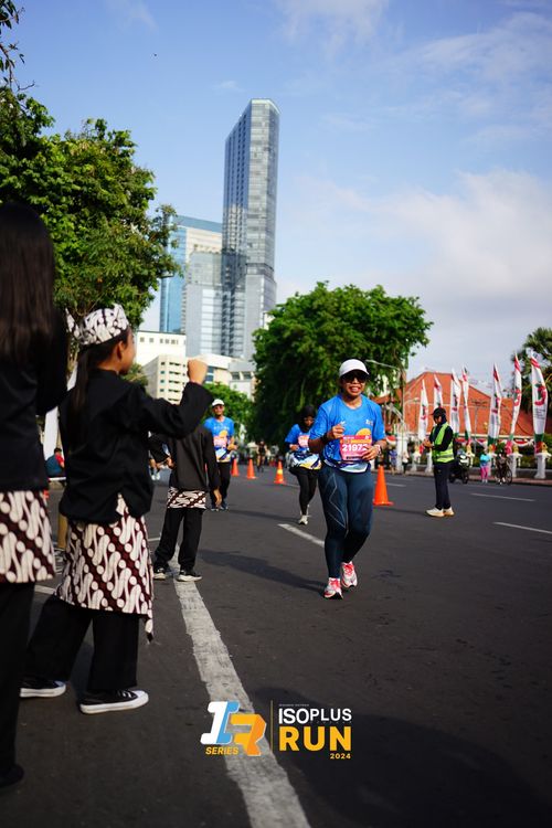 Race photo from Isoplus Run 2024 Surabaya