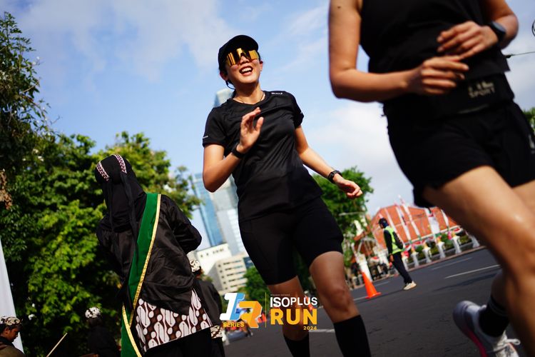 Race photo from Isoplus Run 2024 Surabaya