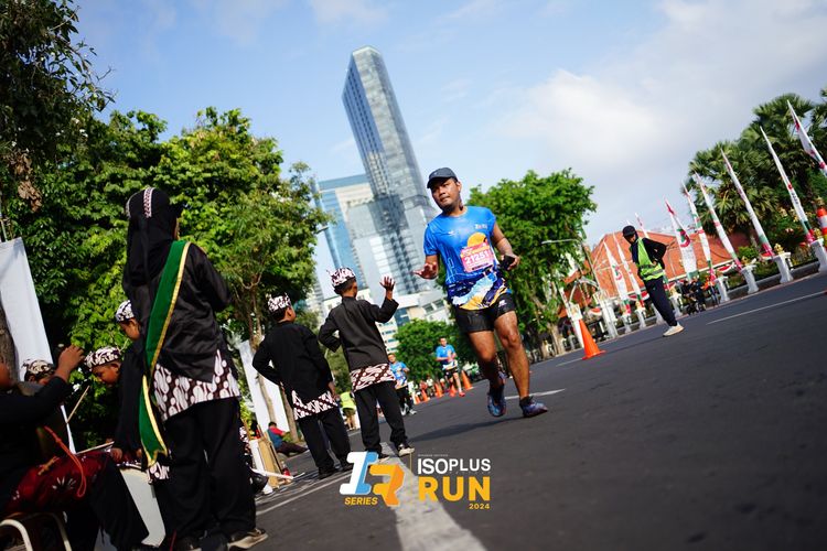 Race photo from Isoplus Run 2024 Surabaya