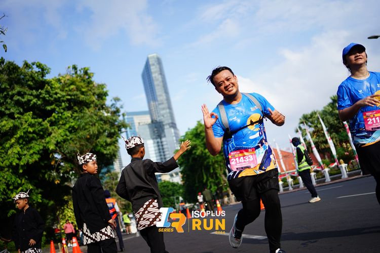 Race photo from Isoplus Run 2024 Surabaya