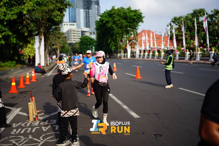Race photo from Isoplus Run 2024 Surabaya