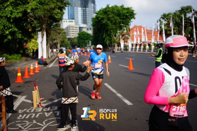 Race photo from Isoplus Run 2024 Surabaya