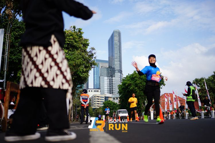 Race photo from Isoplus Run 2024 Surabaya