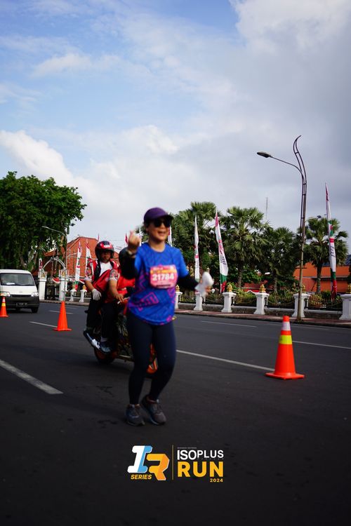 Race photo from Isoplus Run 2024 Surabaya