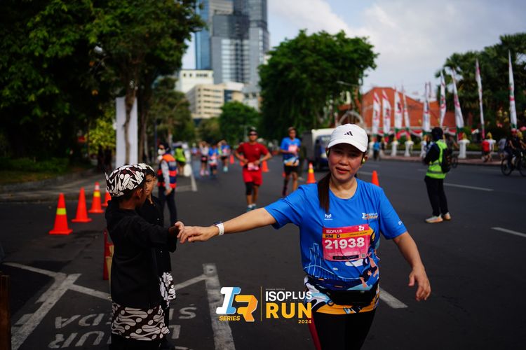 Race photo from Isoplus Run 2024 Surabaya