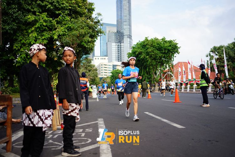 Race photo from Isoplus Run 2024 Surabaya