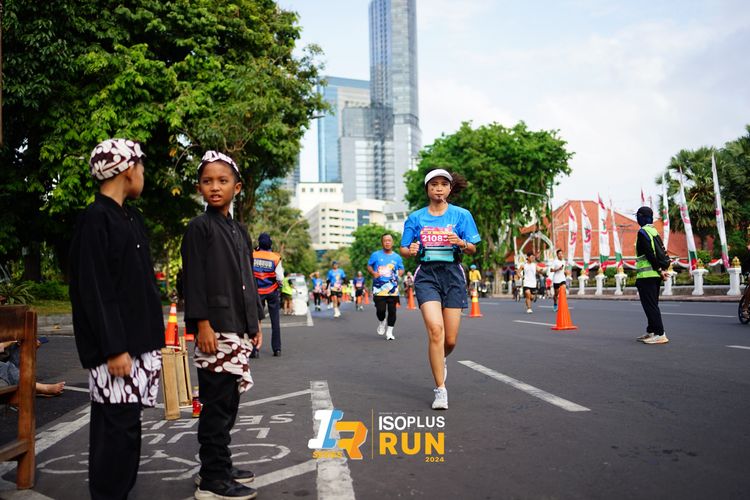 Race photo from Isoplus Run 2024 Surabaya